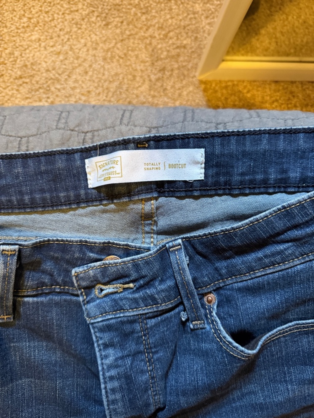 Signature Levi Dark Blue Bootcut Jeans